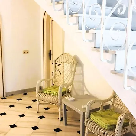 Holiday home 8010 Casa Montclar, Ubicada En Entorno Tranquilo, Al Lado De La Ciudadela , De La Playa, Del Centro Del Pueblo, De Restaurantes, Activadades Nauticas, Senderismo... - Es-258-148
