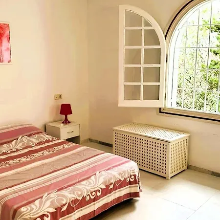 Holiday home 8010 Casa Montclar, Ubicada En Entorno Tranquilo, Al Lado De La Ciudadela , De La Playa, Del Centro Del Pueblo, De Restaurantes, Activadades Nauticas, Senderismo... - Es-258-148 *