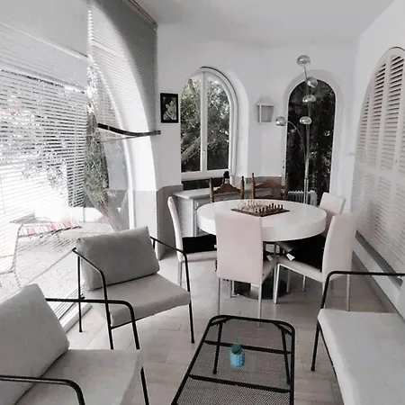 8010 Casa Montclar, Ubicada En Entorno Tranquilo, Al Lado De La Ciudadela , De La Playa, Del Centro Del Pueblo, De Restaurantes, Activadades Nauticas, Senderismo... - Es-258-148 * Roses